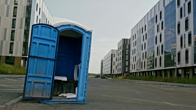 Best VIP or Luxury Restroom Trailers  in Harbour Heights, FL